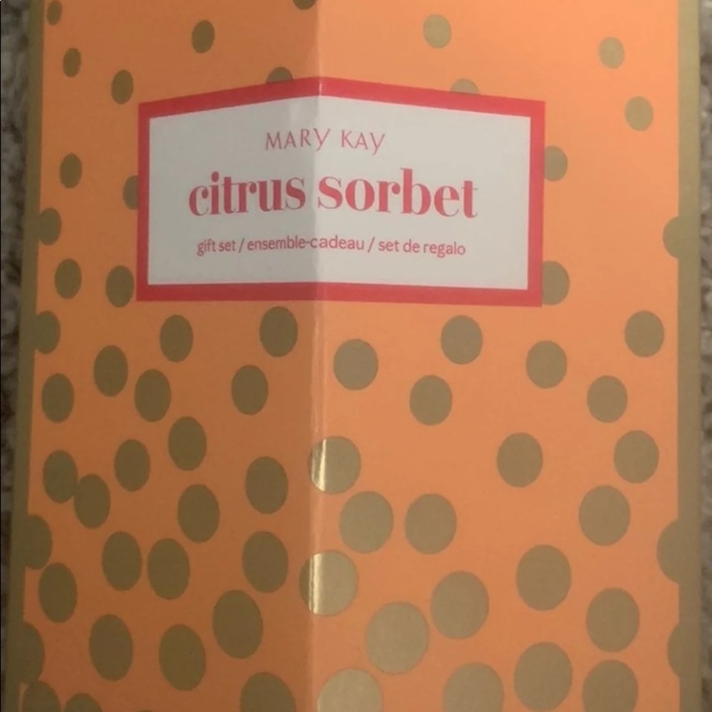 Mary Kay Citrus Sorbet Gift Set